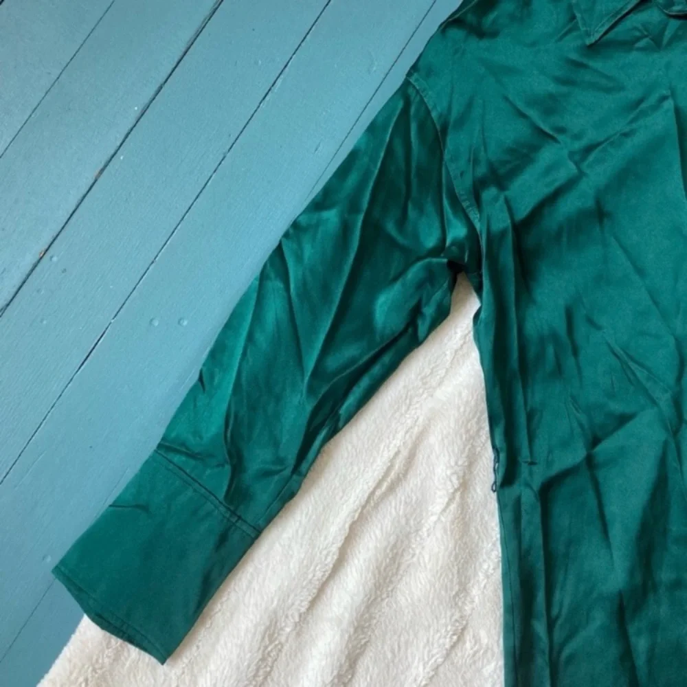 ❌SOLD❌ Banana Republic NEW Muse Silk Maxi Shirtdress in Emerald Green size L - Picture 6 of 17
